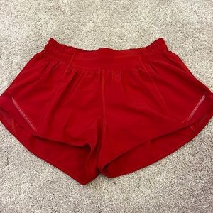 Lululemon Hotty Hot LR 2.5 Shorts